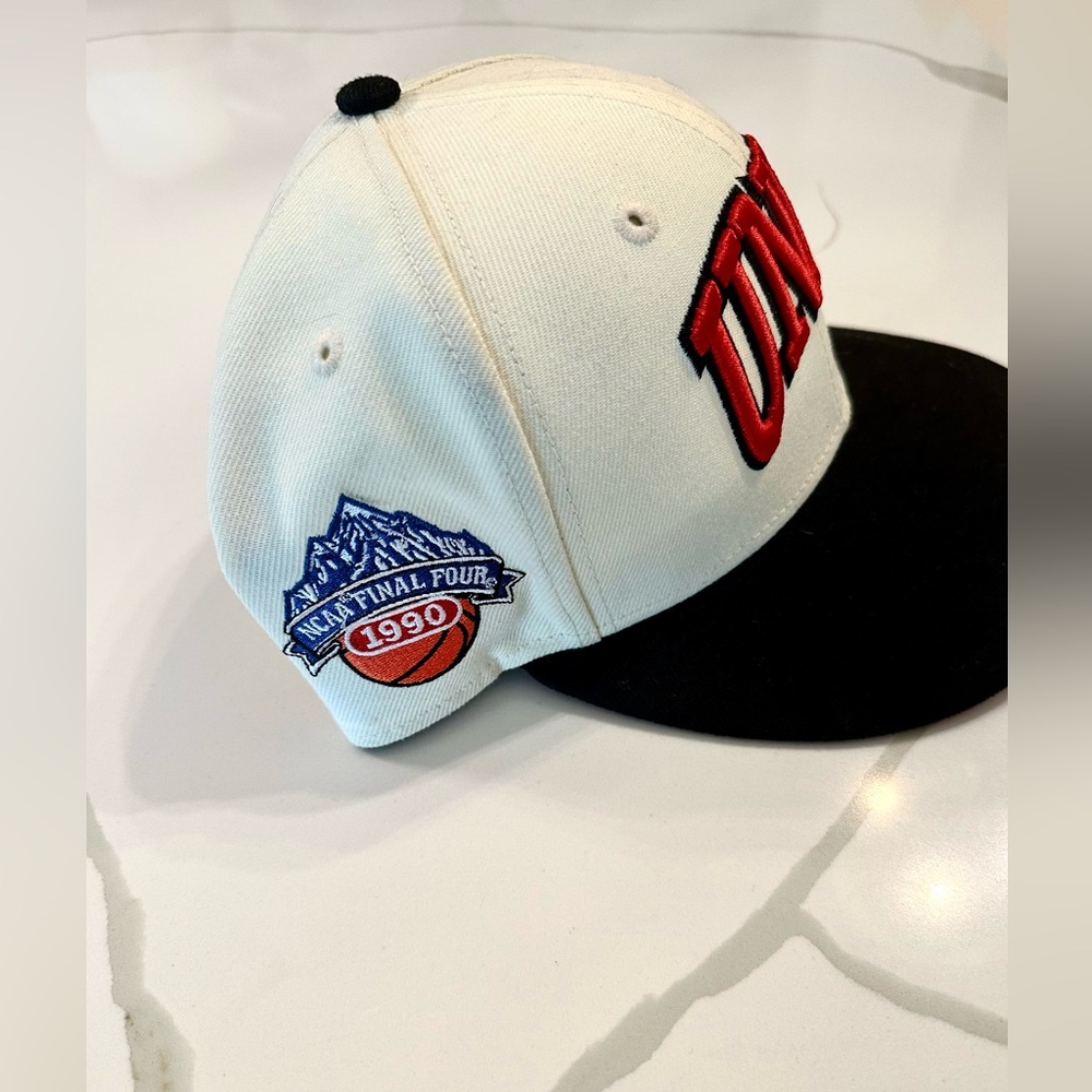 UNLV NCAA Final Four 1990 hat